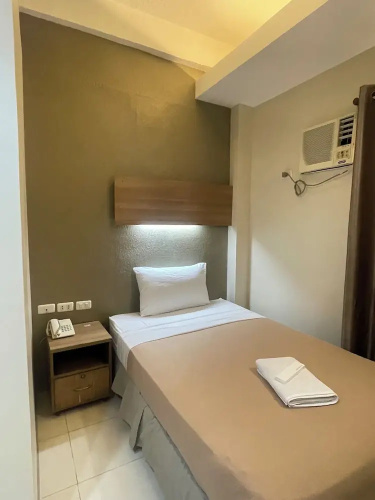 The Center Suites Cebu