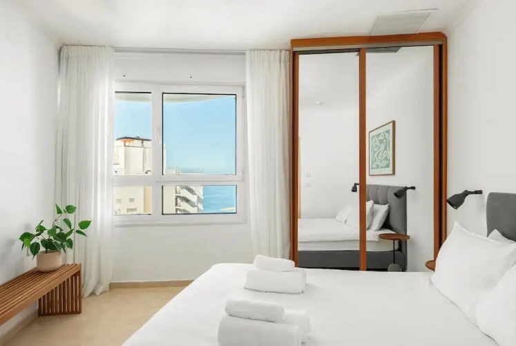 3 Bedrooms Apartment with balcony