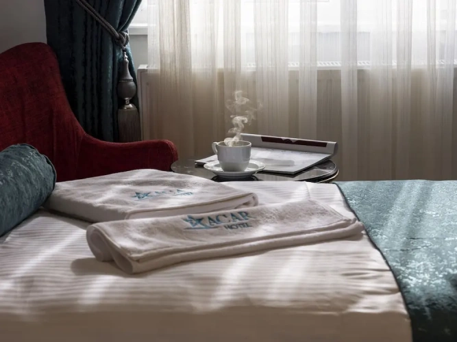 Standard Triple room with city view