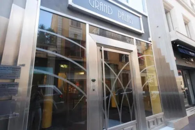 Rue Des Serbes