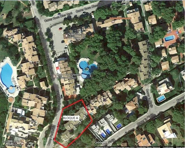 1 Bedroom Quadruple Apartment with balcony