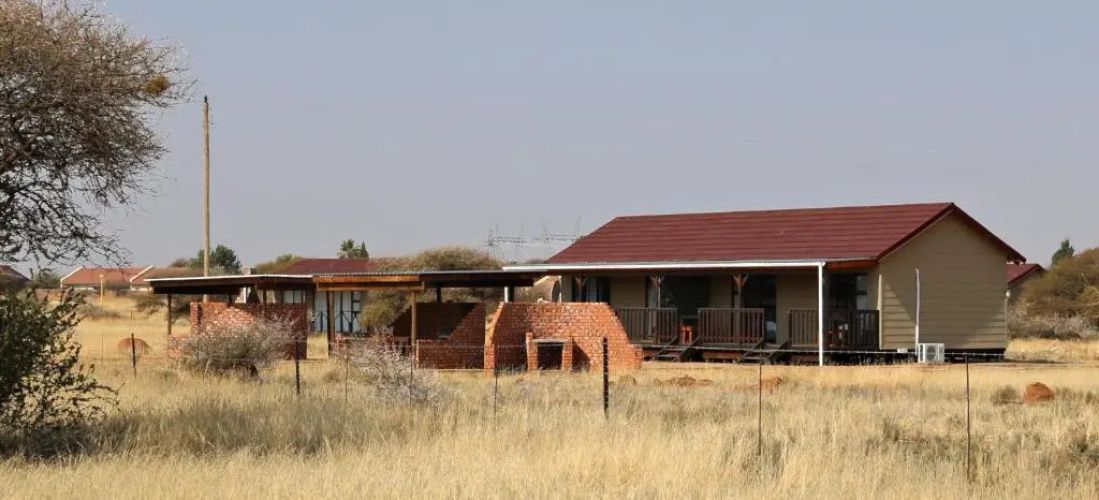 StableWood Lodge