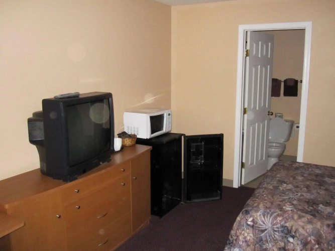 Aries Motel