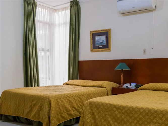 Hotel Alhambra