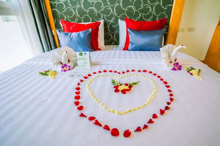 Grand Nai Harn Suites