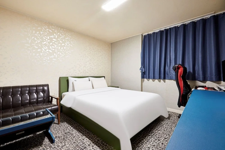 Premium room with city view