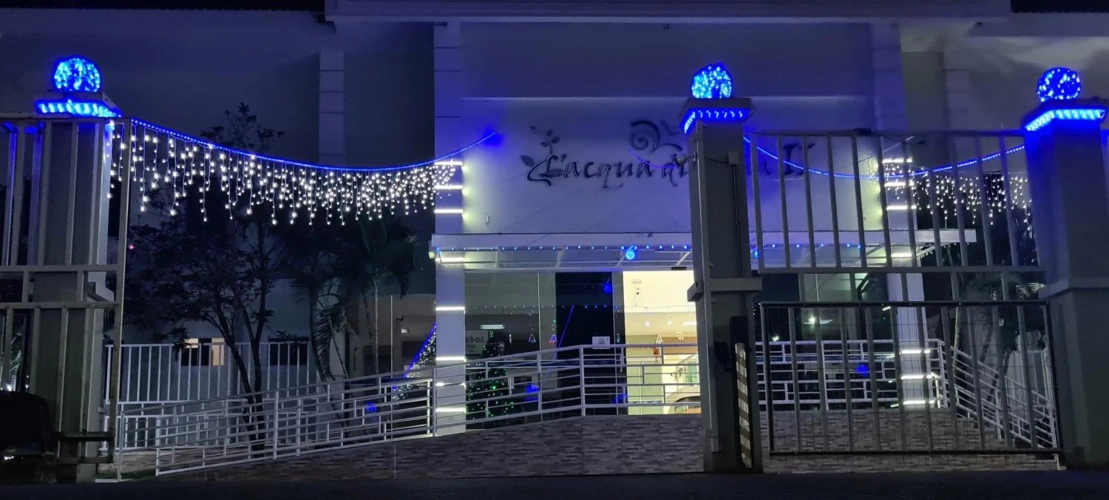 THERMAS LACQUA DIROMA COM PISCINA De ONDAS GRATIS 24horas