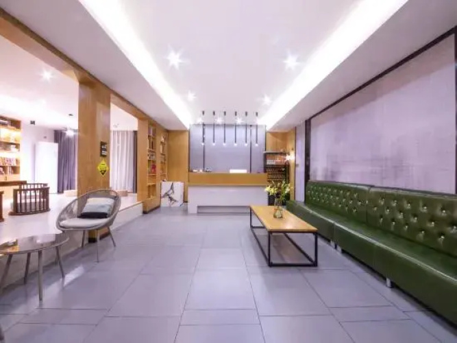 Deng Yigeren Hostel