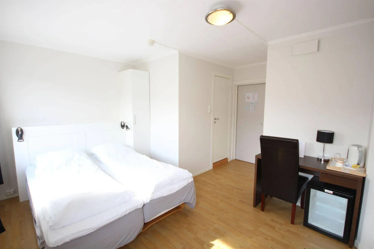 City Hotell