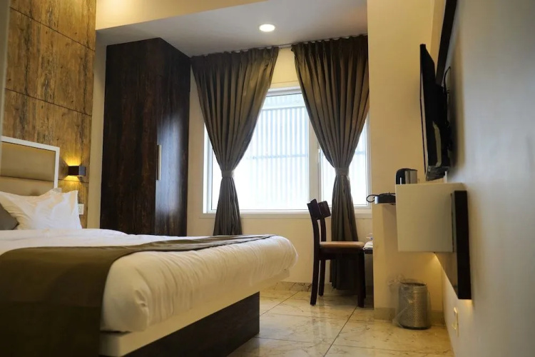 Hotel Royal Treat