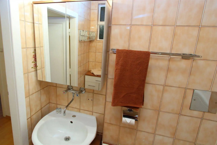CheckVienna – Apartment Reumannplatz