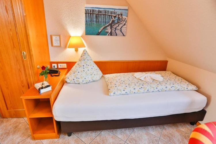 Standard Single room