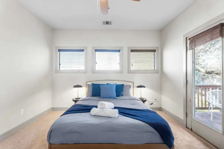 Chic & Homey 3BR Close to Downtown