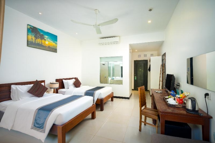 Deluxe Twin room with balcony