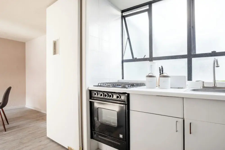 Stylish 2BR in Roma - Parking- Wifi- Sleeps 6