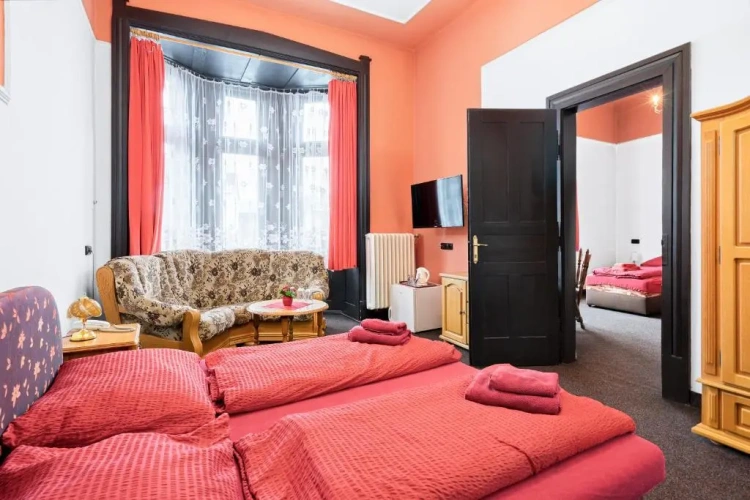 Standard Quadruple room