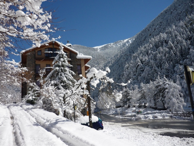 Apartamentos La Neu