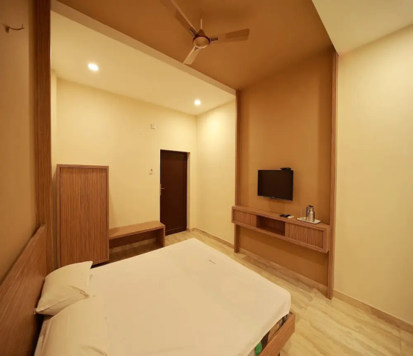 Valluvar Residency