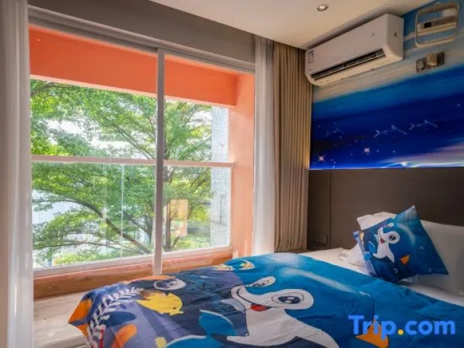 Standard Twin Family room with balcony