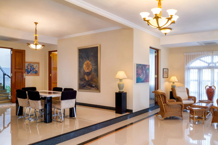 Fox Kandy by Fox Resorts- Luxury in the Mist