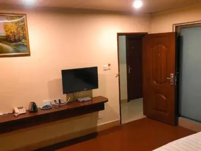 Fengkai Guanghui Business Hotel