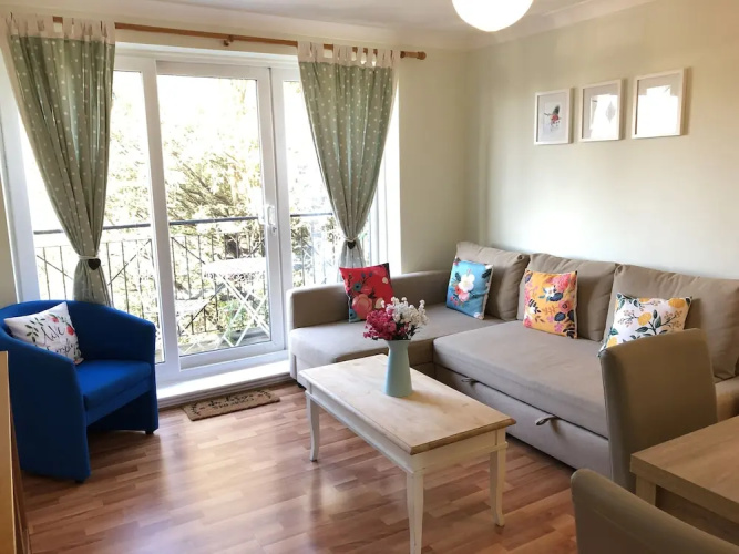 Apple Perch 2BR Flat-Free Parking