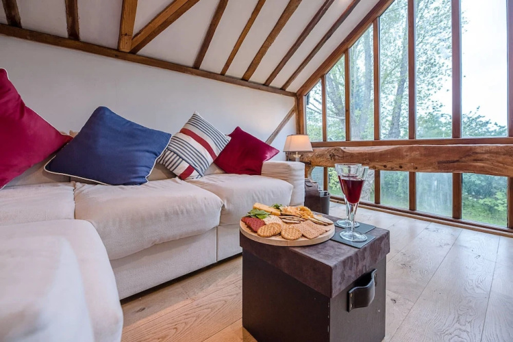The Hayloft, Clopton