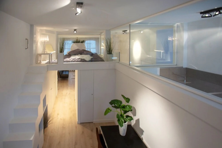 Design Apartment With Balcony
