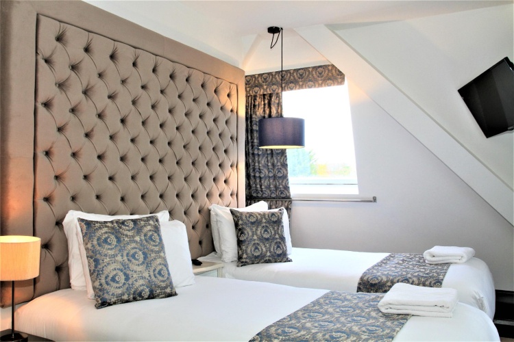 Twin room
