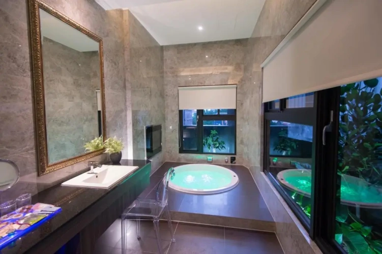 Presidential Suite