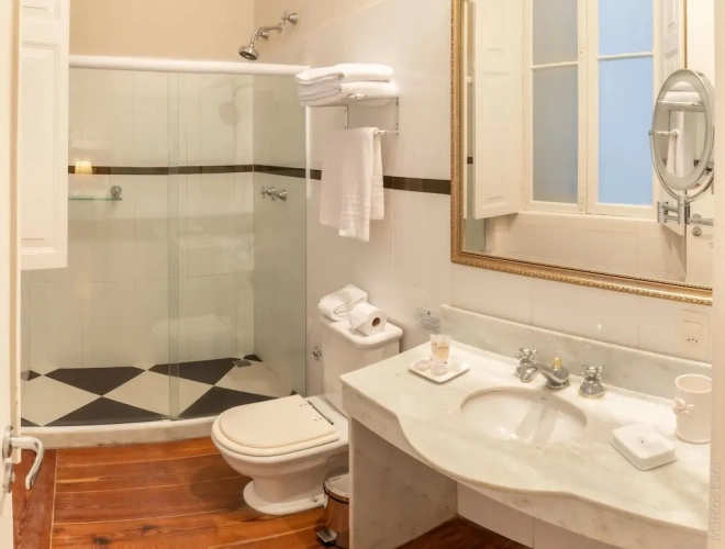 Standard Suite
