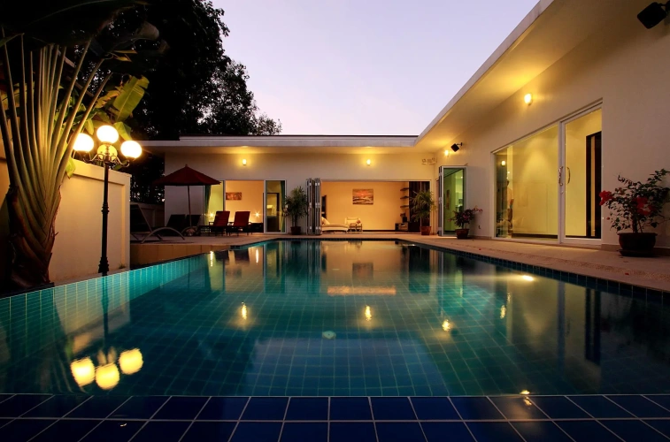3 Bedrooms Villa