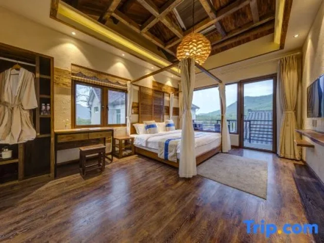 Family Suite with balcony