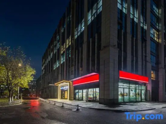 Young Hotel