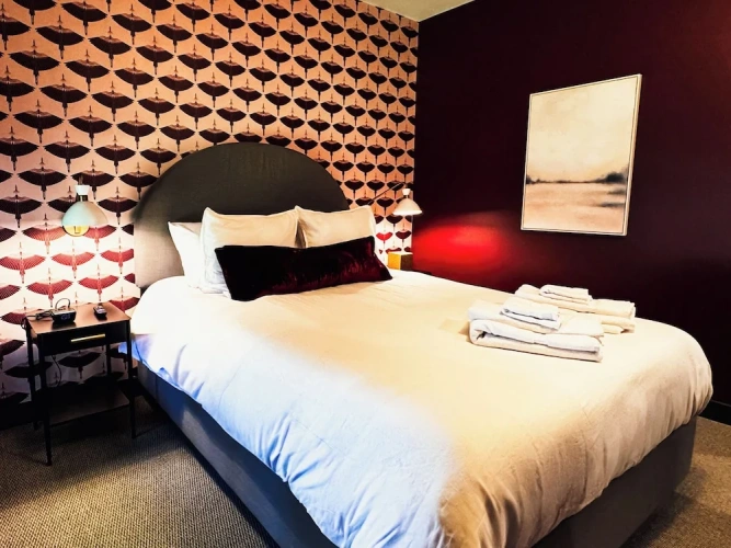 Deluxe Suite