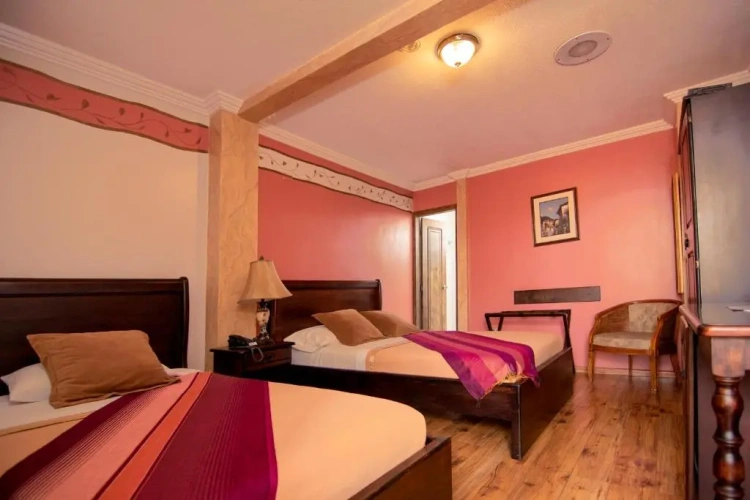 Standard Triple room