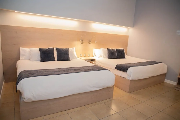 Deluxe Quadruple Suite