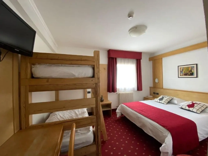 Standard Quadruple room