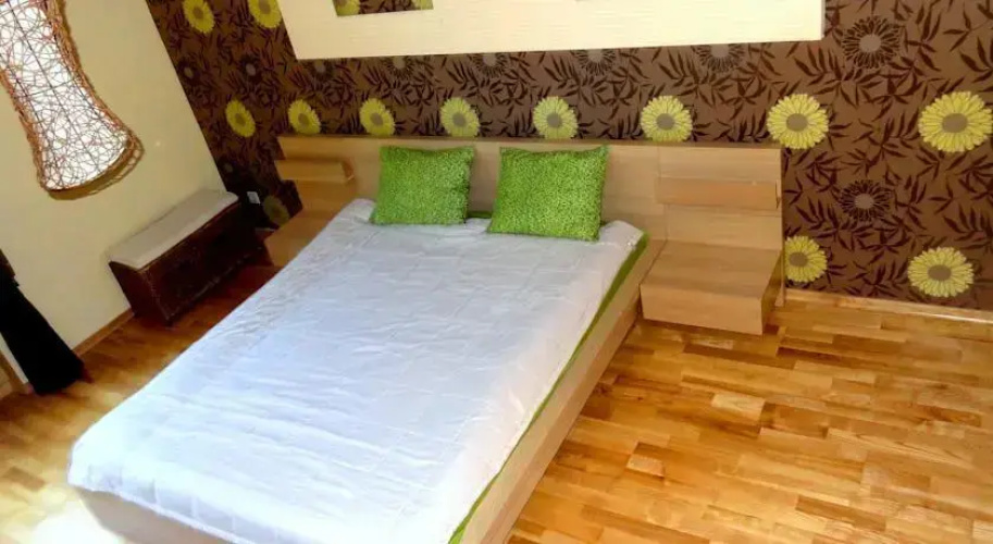 Króla Jana Top Booking