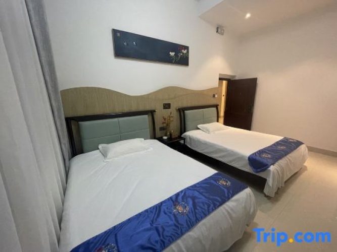 2 Bedrooms Suite
