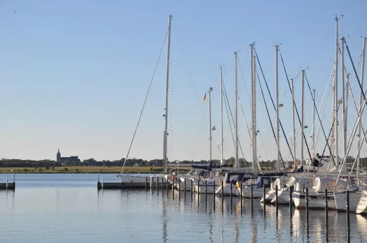 Holiday Home in Fehmarn Near Beach