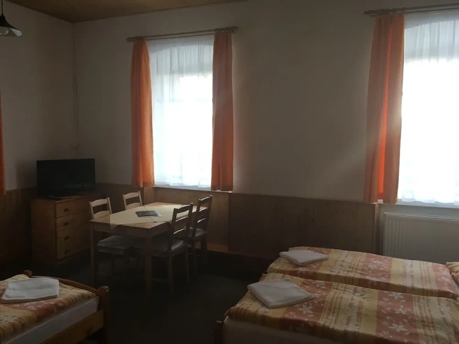 Classic Quadruple room