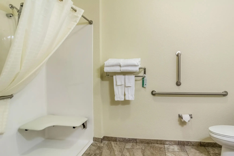 Cobblestone Inn & Suites - Avoca
