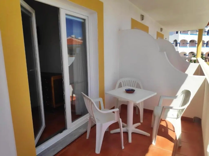 Standard Triple room with balcony