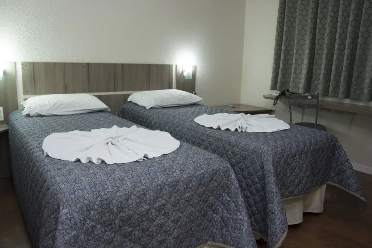 LH Plaza Hotel