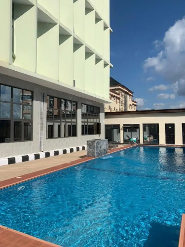 De Silver Green Luxury Hotel