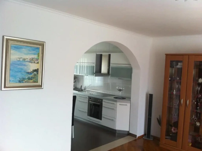 2 Bedrooms Apartment with sea view