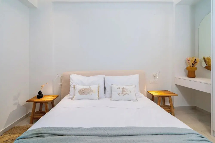 Inia Apartments