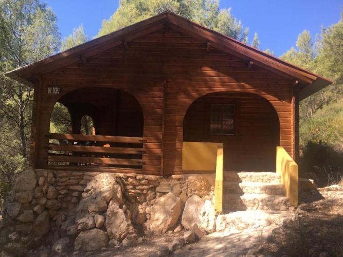 2 Bedrooms Bungalow