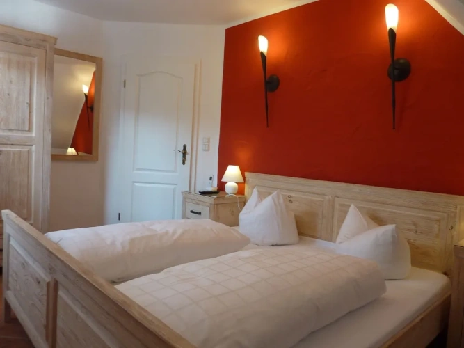 1 Bedroom Standard Suite